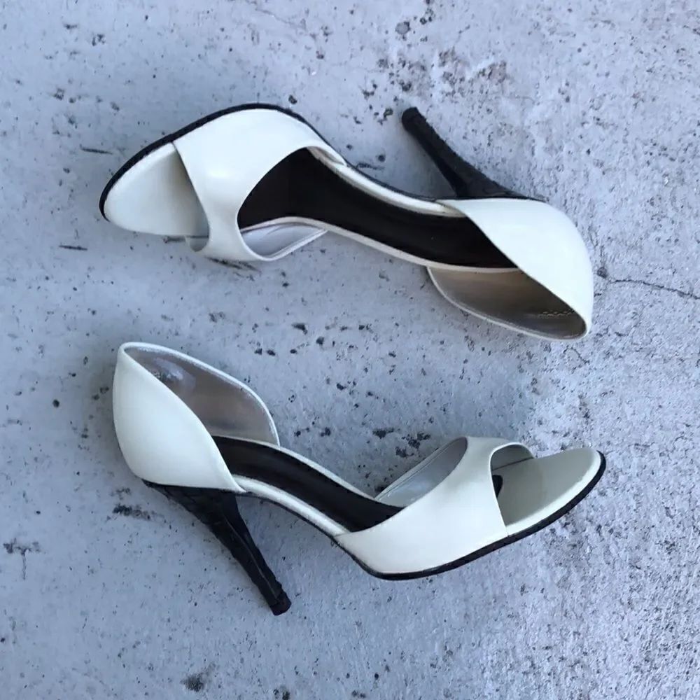 Beautiful Bottega Veneta   heels